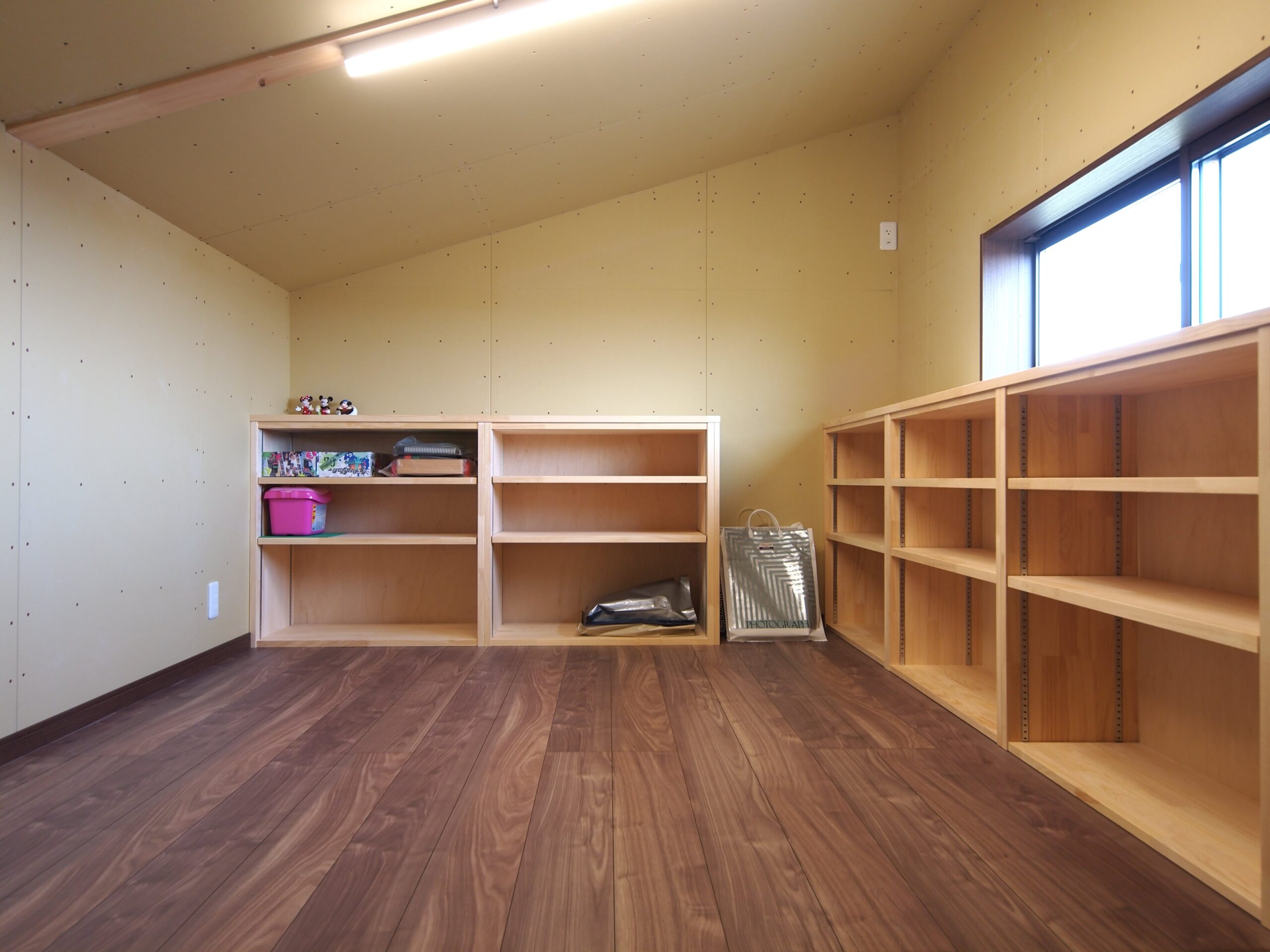 小屋裏収納