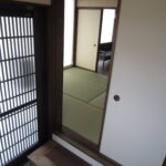 玄関から和室